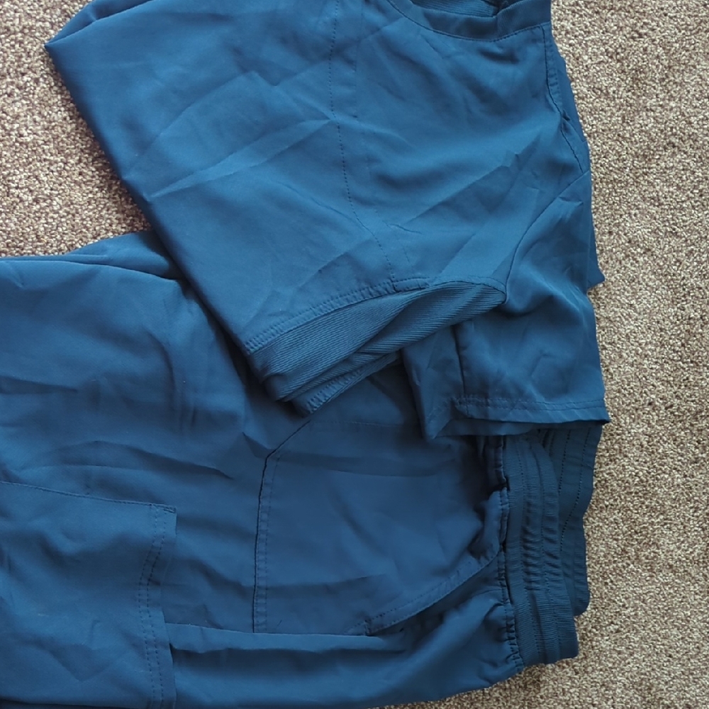 Women’s Teal Blue Relaxed Scrub Set